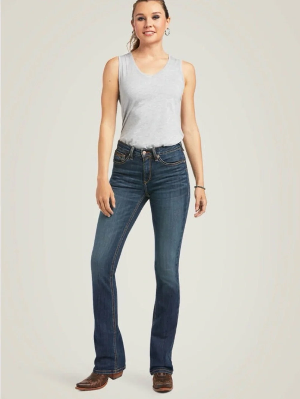 Ariat R.E.A.L. High Rise Fernanda Boot Cut Jean Size 27L NWT - Picture 1 of 7